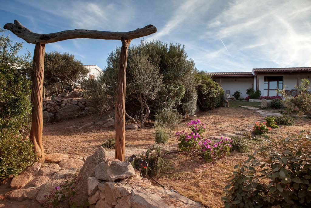Agriturismo Nuraghe Tuttusoni Aglientu Exterior foto